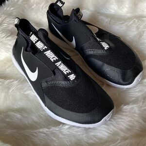 Nike flex runners